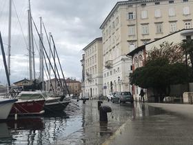 Morje poplavilo Piran, Izolo in Koper