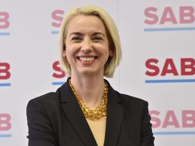 Angelika Mlinar wird slowenische Staatsbürgerin