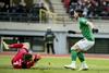 Prvi strelec lige Ante Vukušić je najprej zapravil enajstmetrovko, nato pa le zabil 16. prvenstveni gol v sezoni. Foto: www.alesfevzer.com