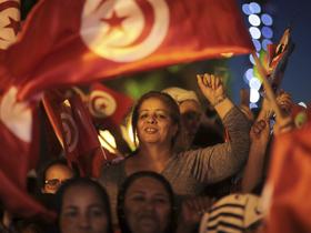 SPOTLIGHT, 4 dec: Tunisian Women March Against Gender-Based Violence