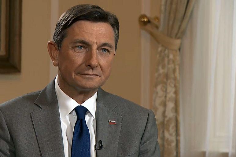 Predsednik republike Borut Pahor je pred dvema letoma deljeno zmago prejel za nagovarjanje dijakinje z Predsednik republike Borut Pahor je pred dvema letoma deljeno zmago prejel za nagovarjanje dijakinje z
