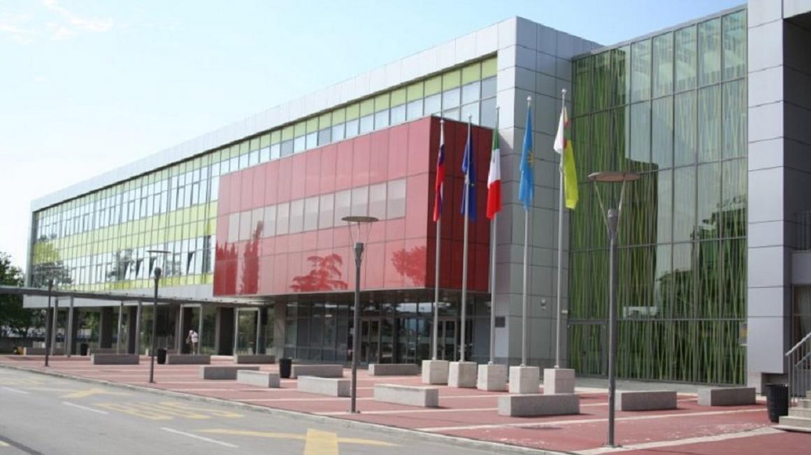 Osnovna šola Koper je nastala pred trinjastimi leti po združitvi dveh mestnih šol. Foto: OŠ Koper