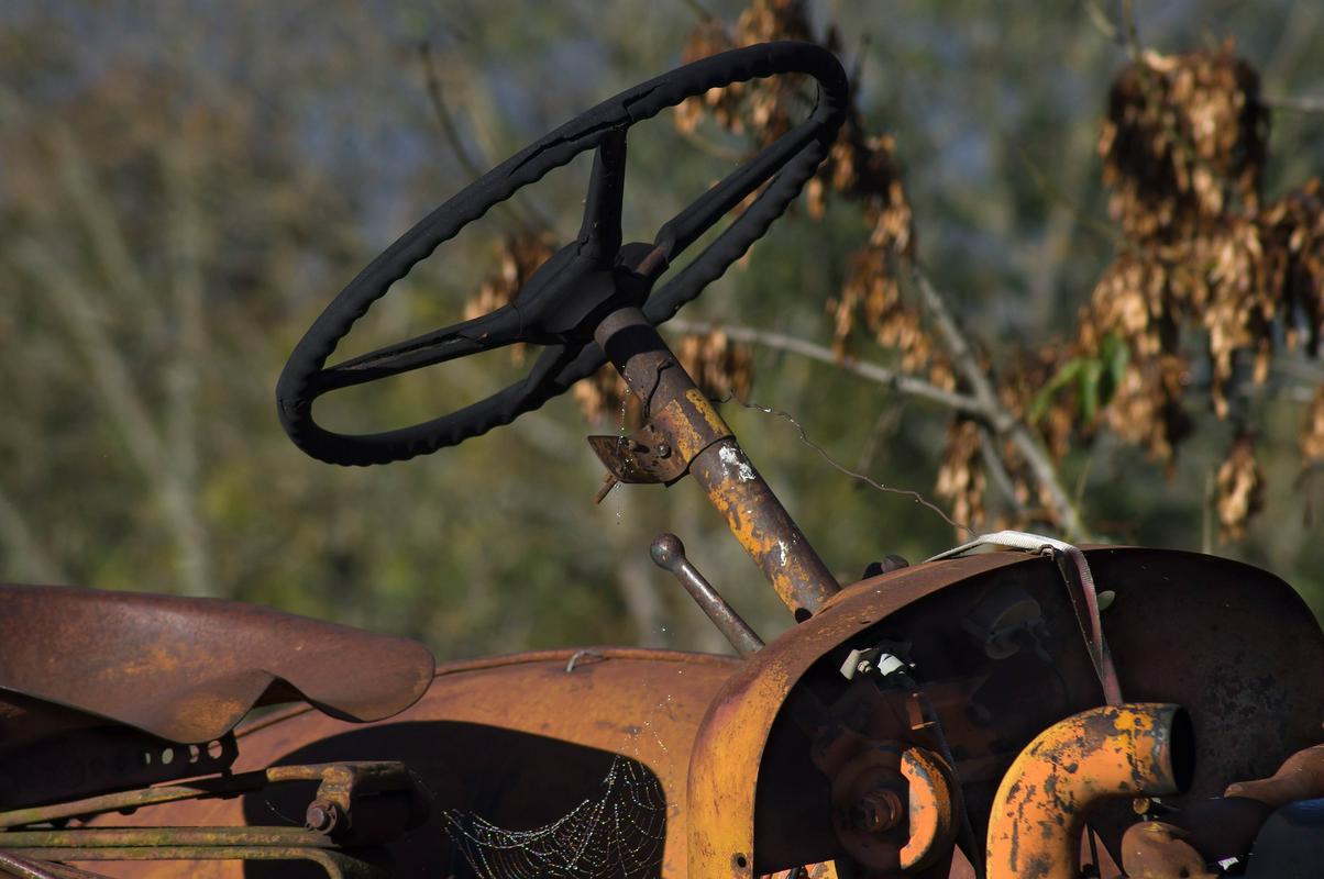 Kljub uradno opravljenemu tehničnemu pregledu traktor ni bil vozen. (Fotografija je simbolična.) Foto: Pixabay Kljub uradno opravljenemu tehničnemu pregledu traktor ni bil vozen. (Fotografija je simbolična.) Foto: Pixabay