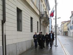 Občina pravoslavni cerkvi ponuja zemljišče v Olmu