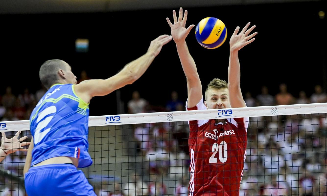 Alen Pajenk (Czarni Radom) je dosegel 11 točk, kar pa ni bilo dovolj za zmago proti ekipi PGE Skra Belchatow. Foto: FIVB Alen Pajenk (Czarni Radom) je dosegel 11 točk, kar pa ni bilo dovolj za zmago proti ekipi PGE Skra Belchatow. Foto: FIVB
