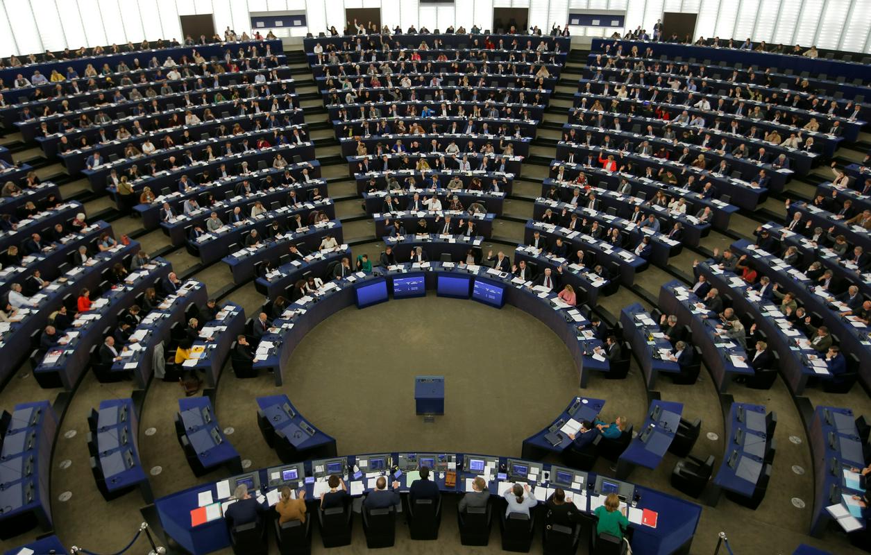 Evropski parlament je letos nagrado Saharova dodelil ujgurskemu aktivistu Ilhamu Tohtiju. Foto: Reuters Evropski parlament je letos nagrado Saharova dodelil ujgurskemu aktivistu Ilhamu Tohtiju. Foto: Reuters