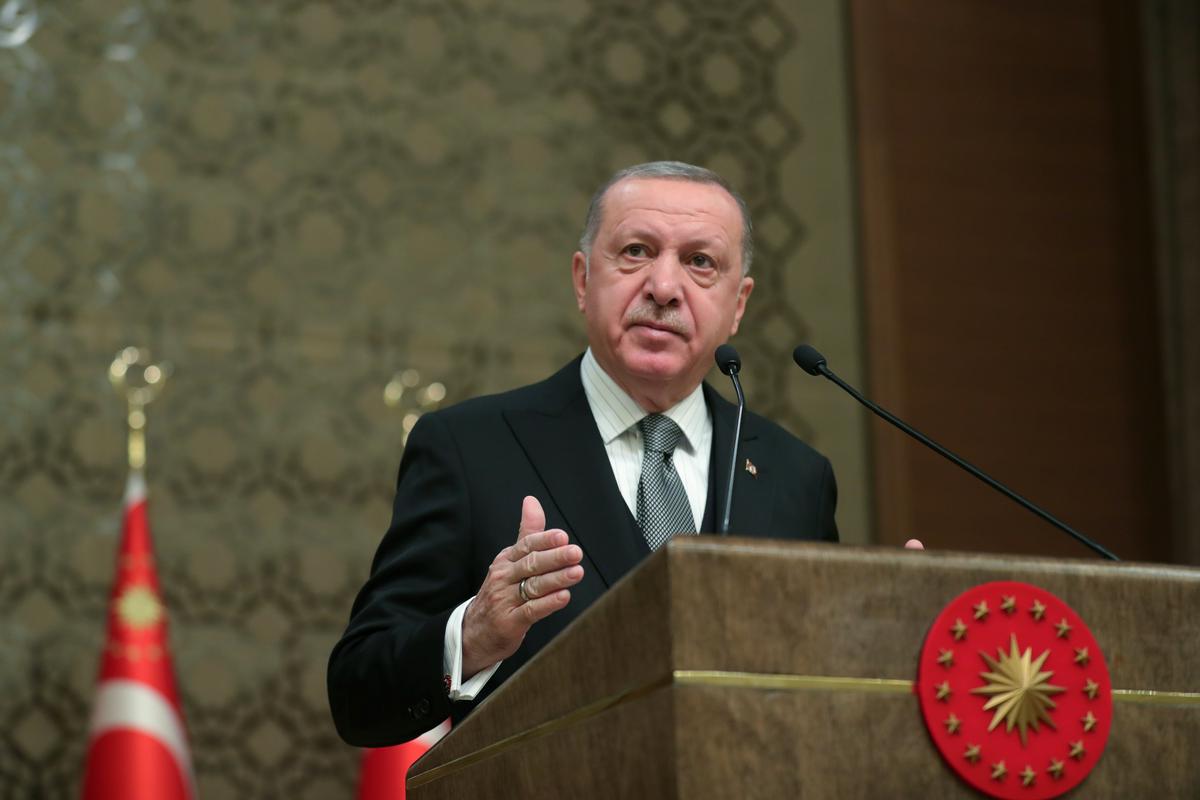 Erdogan se še ni odločil, za koliko vojakov naj bi šlo. Foto: Reuters Erdogan se še ni odločil, za koliko vojakov naj bi šlo. Foto: Reuters