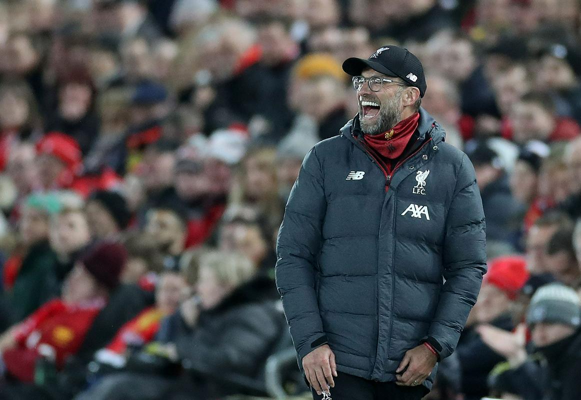 Jürgen Klopp ima v Liverpoolu kultni status. Hitro si ga je pridobil tudi v Mainzu, ki ga je popeljal v Bundesligo. V Dortmundu bi ga vsi odgovorni radi videli nazaj na klopi. Leta 2011 in 2012 je Borussia osvojila naslov nemškega prvaka, maja 2013 pa je igrala tudi v finalu Lige prvakov na Wembleyju. Foto: Reuters Jürgen Klopp ima v Liverpoolu kultni status. Hitro si ga je pridobil tudi v Mainzu, ki ga je popeljal v Bundesligo. V Dortmundu bi ga vsi odgovorni radi videli nazaj na klopi. Leta 2011 in 2012 je Borussia osvojila naslov nemškega prvaka, maja 2013 pa je igrala tudi v finalu Lige prvakov na Wembleyju. Foto: Reuters
