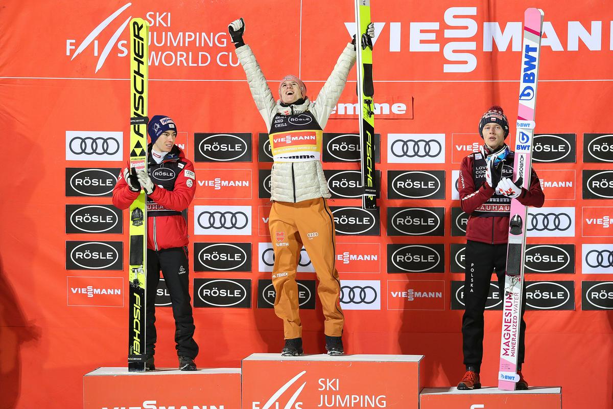 Najboljši trije v Val di Fiemmeju (od leve proti desni): Stefan Kraft, Karl Geiger in Dawid Kubacki. Foto: EPA Najboljši trije v Val di Fiemmeju (od leve proti desni): Stefan Kraft, Karl Geiger in Dawid Kubacki. Foto: EPA