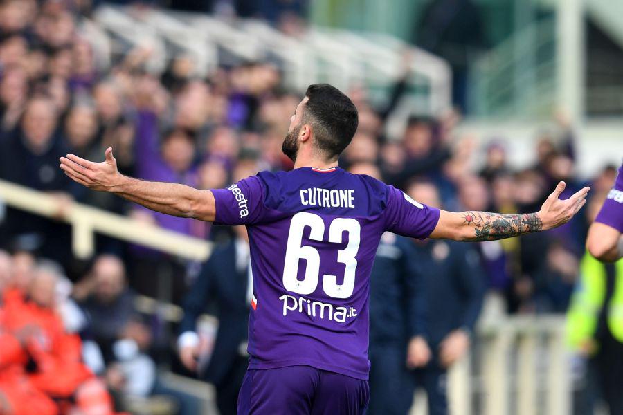 22-letni italijanski napadalec Patrick Cutrone, ki barve Fiorentine brani kot posojen nogometaš angleškega Wolverhamptona, je v 11. minuti načel mrežo Atalante. Foto: AP 22-letni italijanski napadalec Patrick Cutrone, ki barve Fiorentine brani kot posojen nogometaš angleškega Wolverhamptona, je v 11. minuti načel mrežo Atalante. Foto: AP