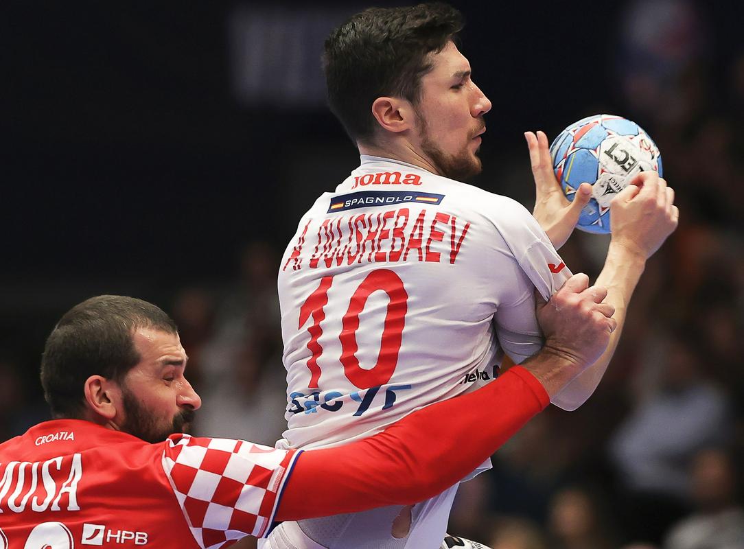 Alex Dušebajev je z 29 goli prvi španski strelec na letošnjem EP-ju. Foto: EPA Alex Dušebajev je z 29 goli prvi španski strelec na letošnjem EP-ju. Foto: EPA