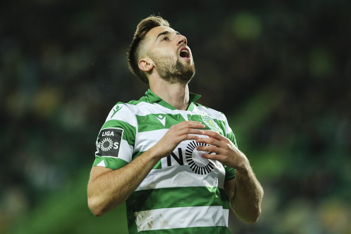 Andraž Šporar je ob debiju za Sporting odigral 75 minut, enkrat ustrelil v okvir vrat, dvakrat pa so ga blokirali. Po WhoScored je prejel algoritemsko oceno 6,4, po SofaScore pa 6,6. Foto: EPA Andraž Šporar je ob debiju za Sporting odigral 75 minut, enkrat ustrelil v okvir vrat, dvakrat pa so ga blokirali. Po WhoScored je prejel algoritemsko oceno 6,4, po SofaScore pa 6,6. Foto: EPA