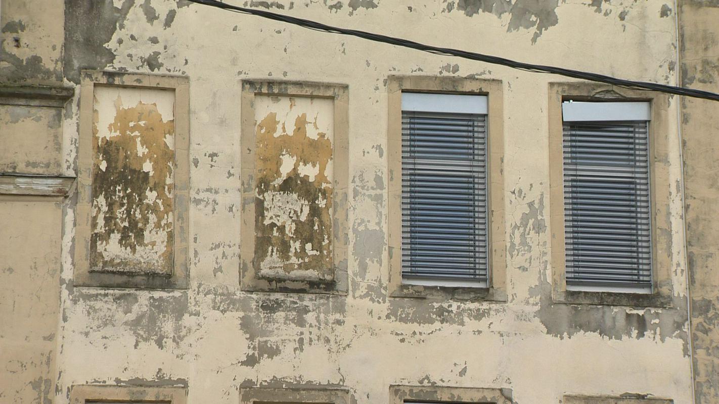 Novo šolo so obljubili že pred dvema desetletjema. Foto: RTV Slovenija Novo šolo so obljubili že pred dvema desetletjema. Foto: RTV Slovenija