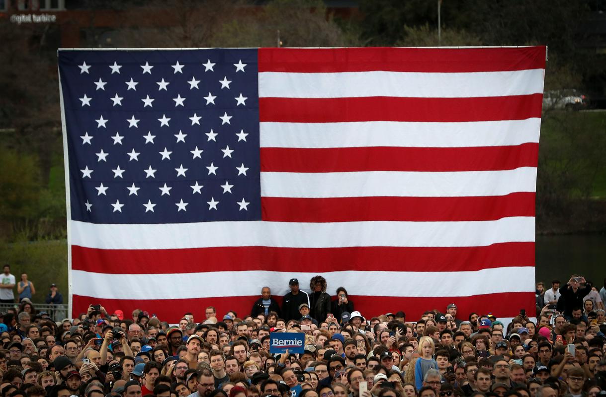 Do zdaj je na strankarskih glasovanjih Sanders osvojil največ glasov volivk in volivcev. Foto: Reuters Do zdaj je na strankarskih glasovanjih Sanders osvojil največ glasov volivk in volivcev. Foto: Reuters