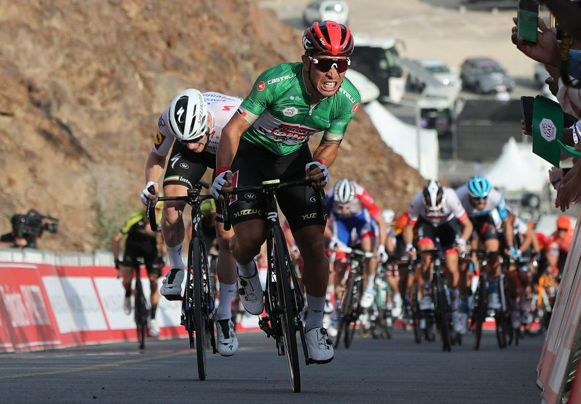 Avstralec Caleb Ewan je slavil tretjo zmago v novi sezoni, če pa dodamo še ekshibicijski kriterij v Adelaidi pa že četrto v letu 2020. Foto: EPA Avstralec Caleb Ewan je slavil tretjo zmago v novi sezoni, če pa dodamo še ekshibicijski kriterij v Adelaidi pa že četrto v letu 2020. Foto: EPA