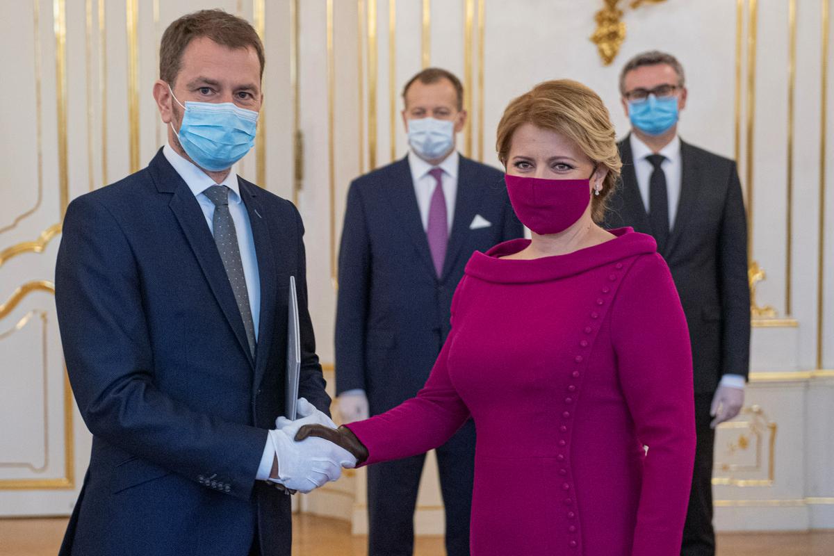 Premier Matovič in predsednica Čaputova. Foto: Reuters Premier Matovič in predsednica Čaputova. Foto: Reuters