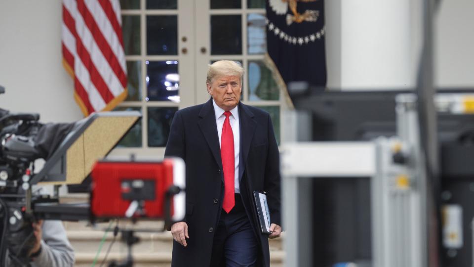 Trump meni, da ZDA niso bile ustvarjene za daljše zaprtje poslov. Foto: Reuters Trump meni, da ZDA niso bile ustvarjene za daljše zaprtje poslov. Foto: Reuters