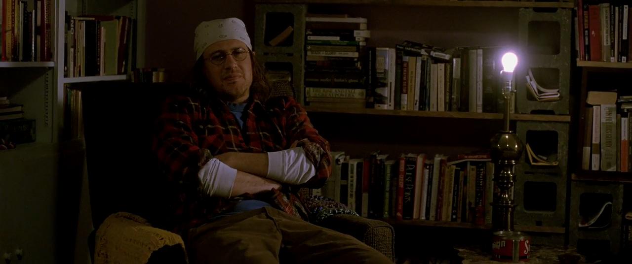Infinite Jest slovi kot eden od tistih romanov, ki jih radi omenjajo intelektualci, le redkokdo pa ga v resnici prebere. Morda dodatni izziv za karantenski čas? Foto: IMDb Infinite Jest slovi kot eden od tistih romanov, ki jih radi omenjajo intelektualci, le redkokdo pa ga v resnici prebere. Morda dodatni izziv za karantenski čas? Foto: IMDb