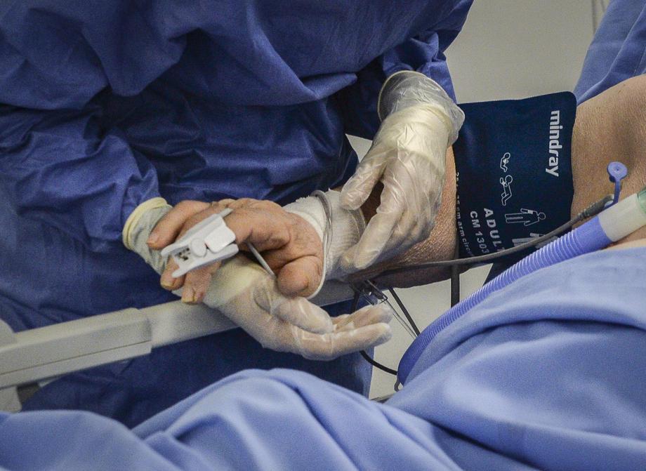 Epidemija naj bi dosegla vrh v Italiji v sedmih oz. desetih dneh. Foto: EPA Epidemija naj bi dosegla vrh v Italiji v sedmih oz. desetih dneh. Foto: EPA