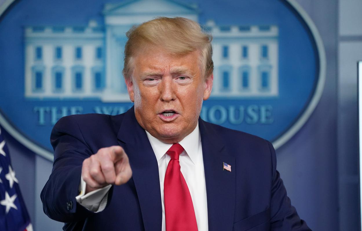 Ameriški predsednik Donald Trump je poslal podporo britanskemu premierju Borisu Johnsonu. Foto: Reuters Ameriški predsednik Donald Trump je poslal podporo britanskemu premierju Borisu Johnsonu. Foto: Reuters