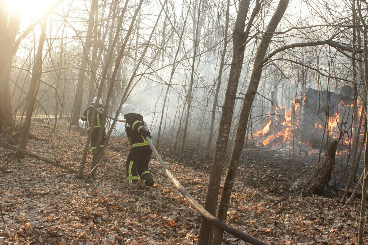 Gašenje požara v bližini černobilske jedrske elektrarne. Foto: Reuters Gašenje požara v bližini černobilske jedrske elektrarne. Foto: Reuters