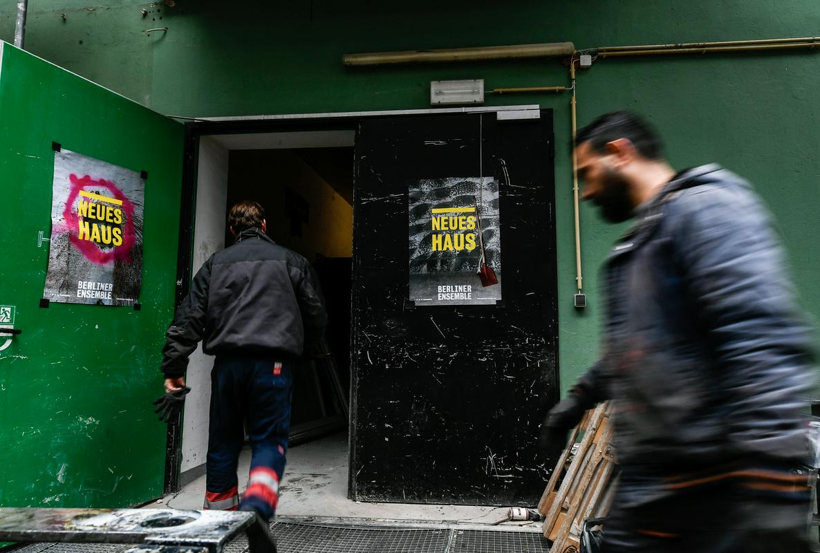 Gledališče Berliner Ensemble je lani v nemški prestolnici odprlo še Gledališče Berliner Ensemble je lani v nemški prestolnici odprlo še