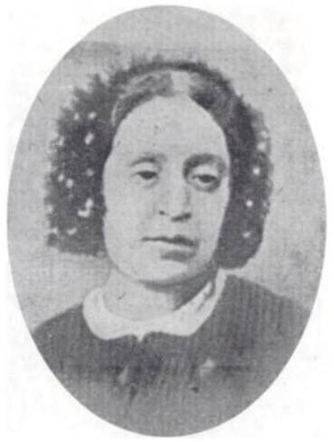 Rachela Luzzatto Morpurgo (1790–1871) se je rodila v Trstu, nato pa živela v Gorici. V zgodovino se je zapisala kot prva v hebrejščini pišoča pesnica, ki se je podpisovala pod svojo poezijo. Četudi se je po poroki in rojstvu četverice otrok posvečala predvsem skrbi za dom, je objavila okoli 50 pesnitev v publikaciji Kochbe Yitzhak (slov. Izakove zvezde). Foto: Wikipedia Rachela Luzzatto Morpurgo (1790–1871) se je rodila v Trstu, nato pa živela v Gorici. V zgodovino se je zapisala kot prva v hebrejščini pišoča pesnica, ki se je podpisovala pod svojo poezijo. Četudi se je po poroki in rojstvu četverice otrok posvečala predvsem skrbi za dom, je objavila okoli 50 pesnitev v publikaciji Kochbe Yitzhak (slov. Izakove zvezde). Foto: Wikipedia