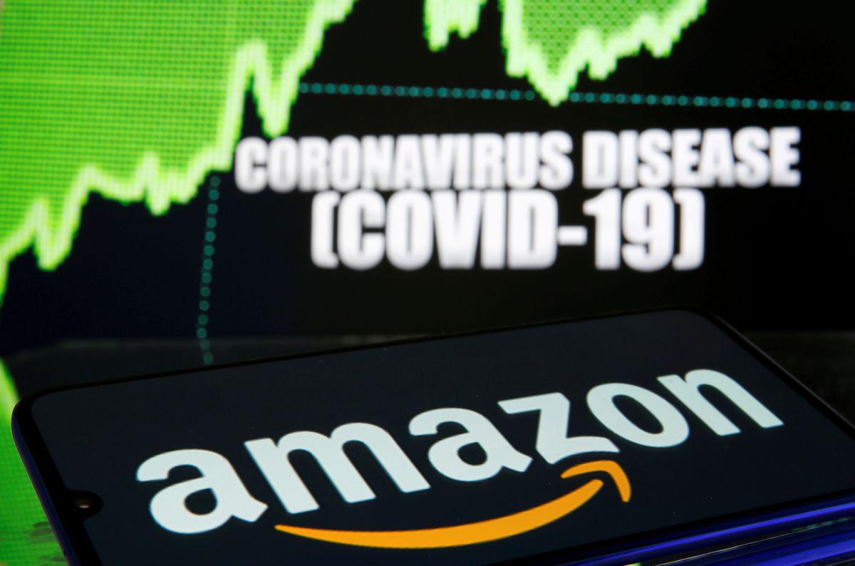 Peterica najvrednejših ameriških podjetij (Apple, Microsoft, Amazon, Alphabet in Facebook) ima skupno tržno kapitalizacijo že 5,7 bilijona dolarjev. Vrednost Amazona se je 19. februarja, ko se je končal prejšnji bikovski trend, povzpela za 150 milijard dolarjev, kar pomeni skoraj trikratno vrednost slovenskega BDP-ja. Foto: Reuters Peterica najvrednejših ameriških podjetij (Apple, Microsoft, Amazon, Alphabet in Facebook) ima skupno tržno kapitalizacijo že 5,7 bilijona dolarjev. Vrednost Amazona se je 19. februarja, ko se je končal prejšnji bikovski trend, povzpela za 150 milijard dolarjev, kar pomeni skoraj trikratno vrednost slovenskega BDP-ja. Foto: Reuters