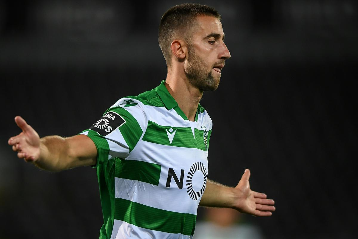Andraž Šporar je po zimskem prestopu iz Slovaške na Portugalsko za Sporting zaigral na 16 tekmah in dosegel 6 golov ter k temu dodal še eno podajo za zadetek. Foto: Reuters Andraž Šporar je po zimskem prestopu iz Slovaške na Portugalsko za Sporting zaigral na 16 tekmah in dosegel 6 golov ter k temu dodal še eno podajo za zadetek. Foto: Reuters