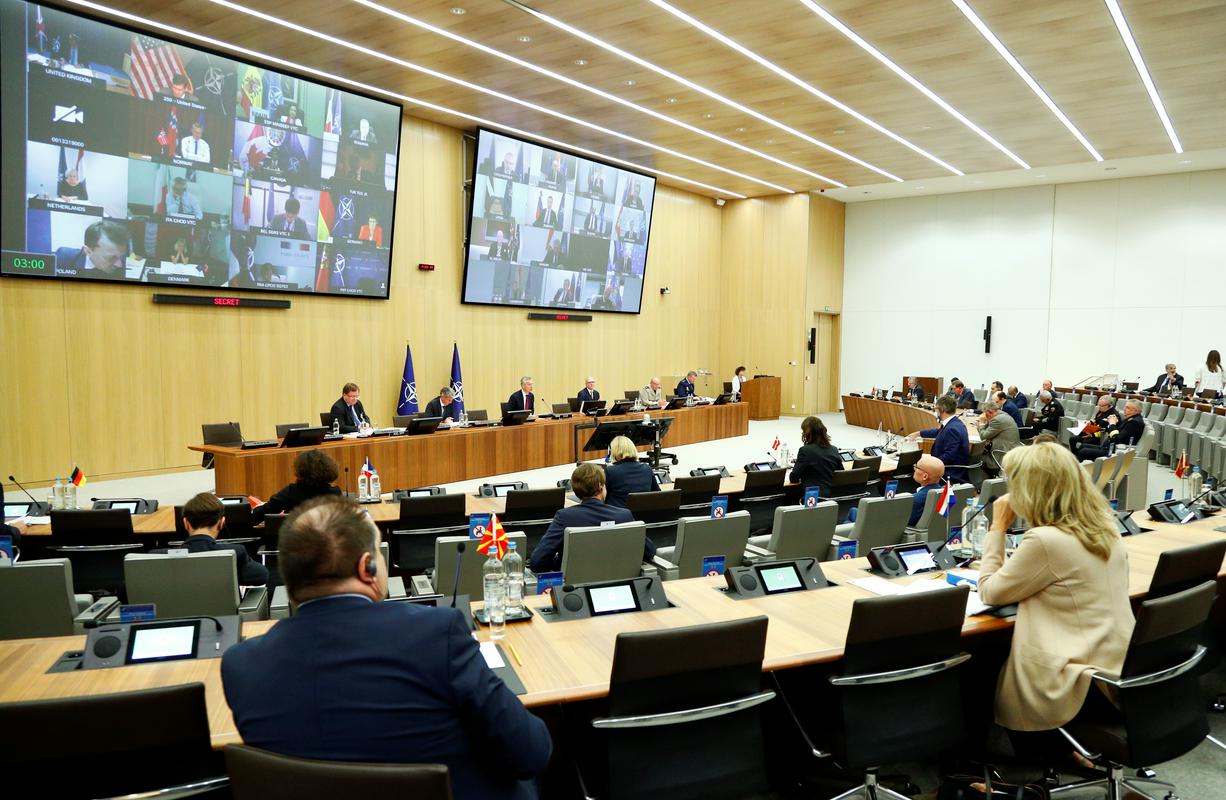 Dvodnevna videokonferenca obrambnih ministrov članic Nata. Foto: Reuters Dvodnevna videokonferenca obrambnih ministrov članic Nata. Foto: Reuters