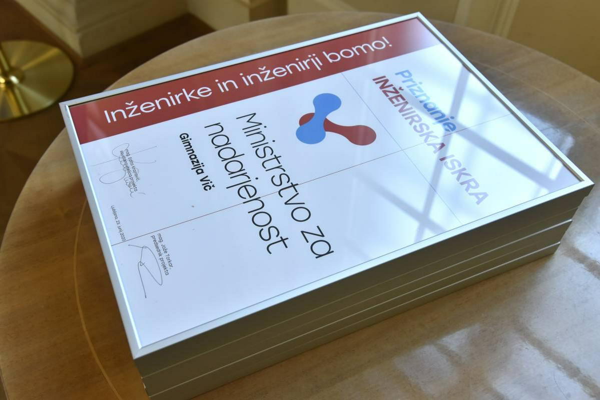 Priznanja inženirska iskra. Foto: BoBo/Žiga Živulović ml. Priznanja inženirska iskra. Foto: BoBo/Žiga Živulović ml.