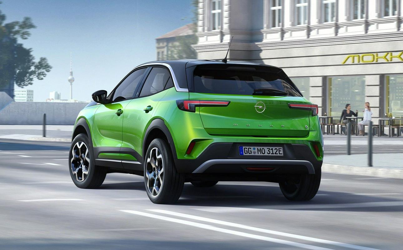 Prodaja se bo začela proti koncu poletja, na izbiro pa bo z bencinskim, dizelskim in električnim motorjem. Foto: Opel Prodaja se bo začela proti koncu poletja, na izbiro pa bo z bencinskim, dizelskim in električnim motorjem. Foto: Opel