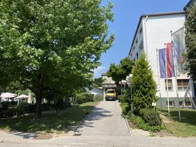 Minister Cigler Kralj na Ptuju o zaposlovanju, večgeneracijskem centru in pomoči domovom starejših