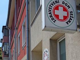 Zdravstveni dom Sežana brez triažne sestre na urgenci, v Hrpeljah ekipa ostaja