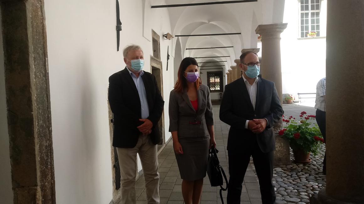 Minister Vrtovec na delovnem obisku v Slovenski Bistrici Foto: Radio Maribor/Natalija Sinkovič