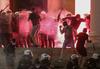 Nemiri pred narodno skupščino v Beogradu. Foto: Reuters