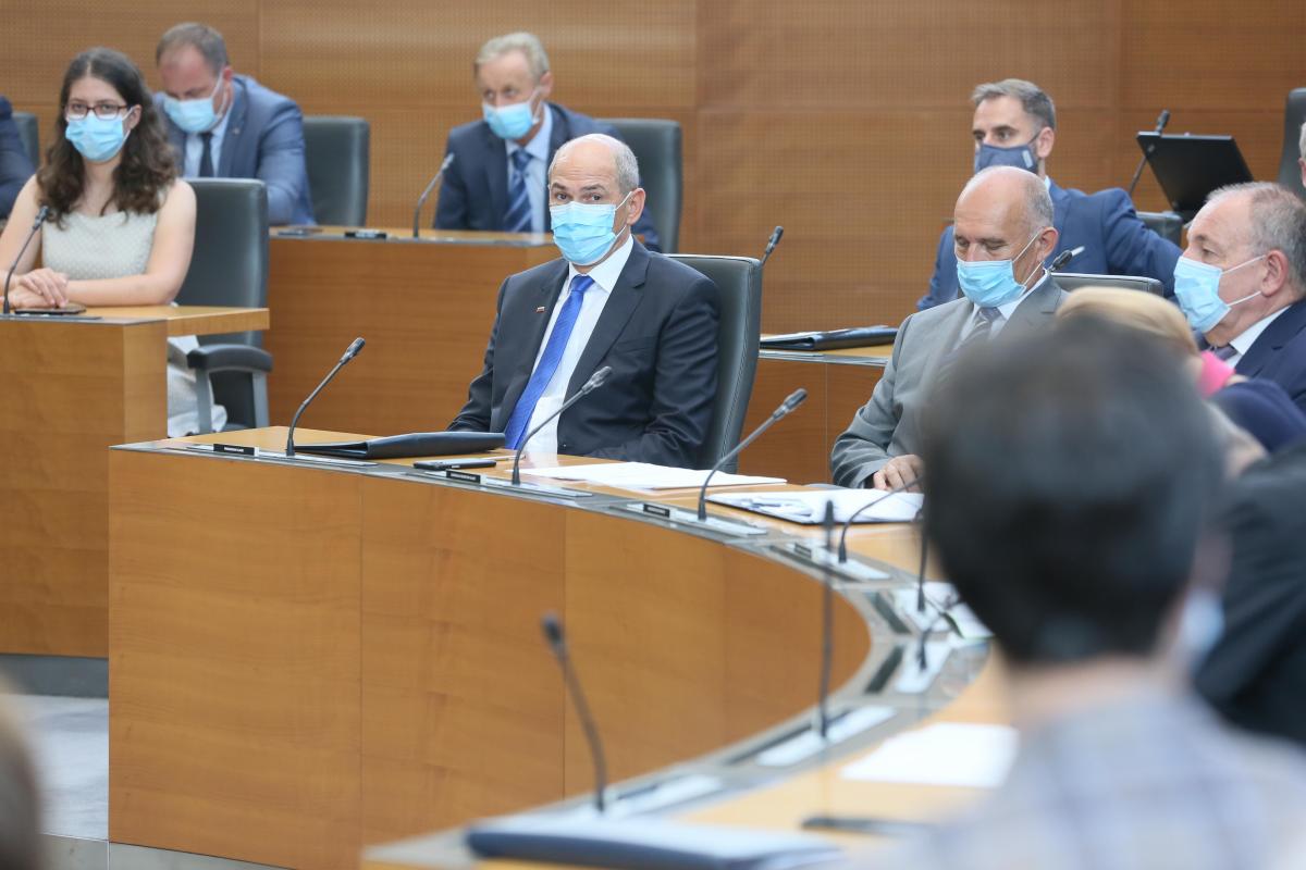 Janez Janša v državnem zboru. Foto: DZ/Matija Sušnak Janez Janša v državnem zboru. Foto: DZ/Matija Sušnak