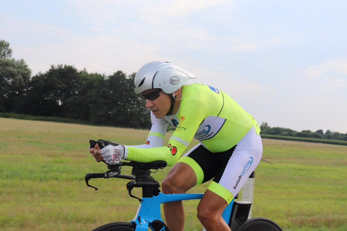 Marko Baloh je v Dobrovniku odpeljal 50 krogov v dolžini 20 km, za kar je porabil en dan in še slabih pet ur s povprečno hitrostjo 34,14 km/h. Foto: Twitter/@markobaloh Marko Baloh je v Dobrovniku odpeljal 50 krogov v dolžini 20 km, za kar je porabil en dan in še slabih pet ur s povprečno hitrostjo 34,14 km/h. Foto: Twitter/@markobaloh