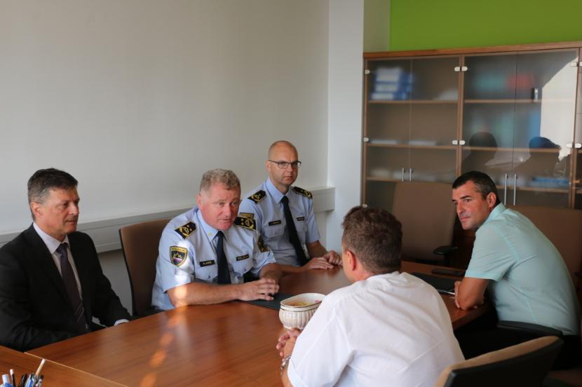 Z generalne policijske uprave so sporočili, da je bila primopredaja poslov že opravljena. Foto: Policija Z generalne policijske uprave so sporočili, da je bila primopredaja poslov že opravljena. Foto: Policija