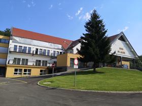 V nekdanjem hotelu Črni les po novem karantenske nastanitve