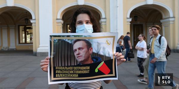 Navalny je bil po besedah ​​direktorja bolnišnice “preveč bolan”, da bi ga lahko prepeljali v Nemčijo