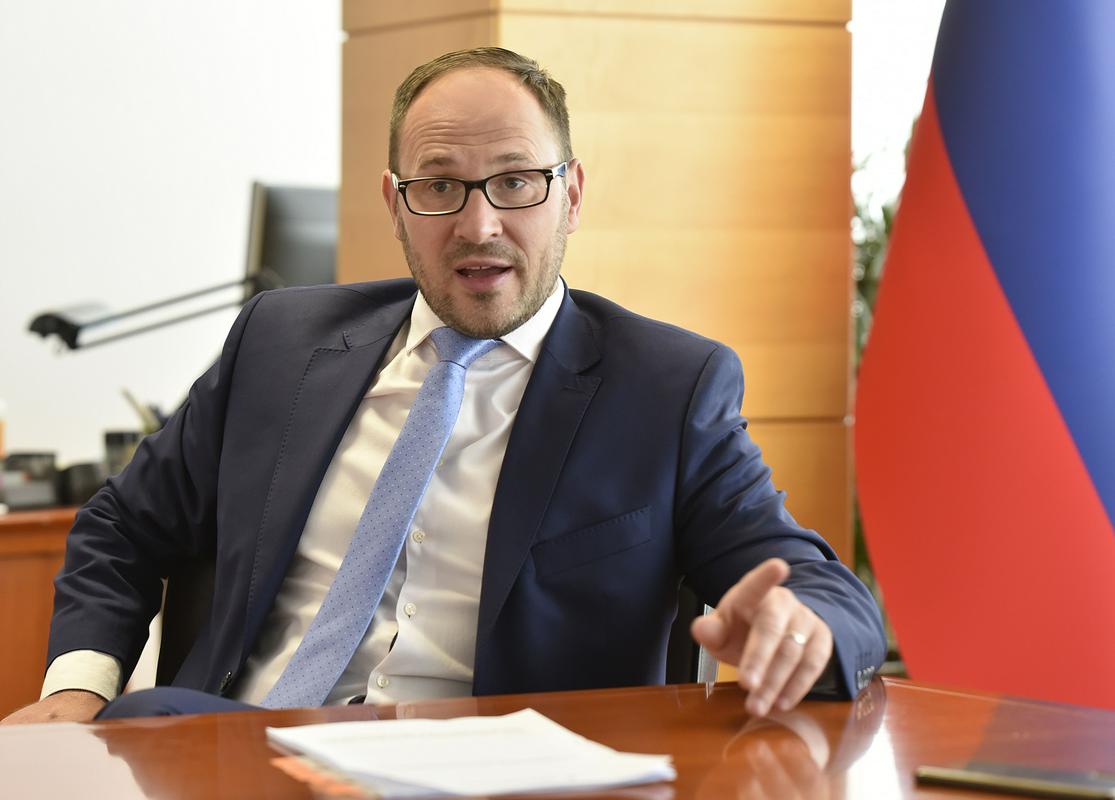 Minister za infrastrukturo Jernej Vrtovec.  Foto: BoBo