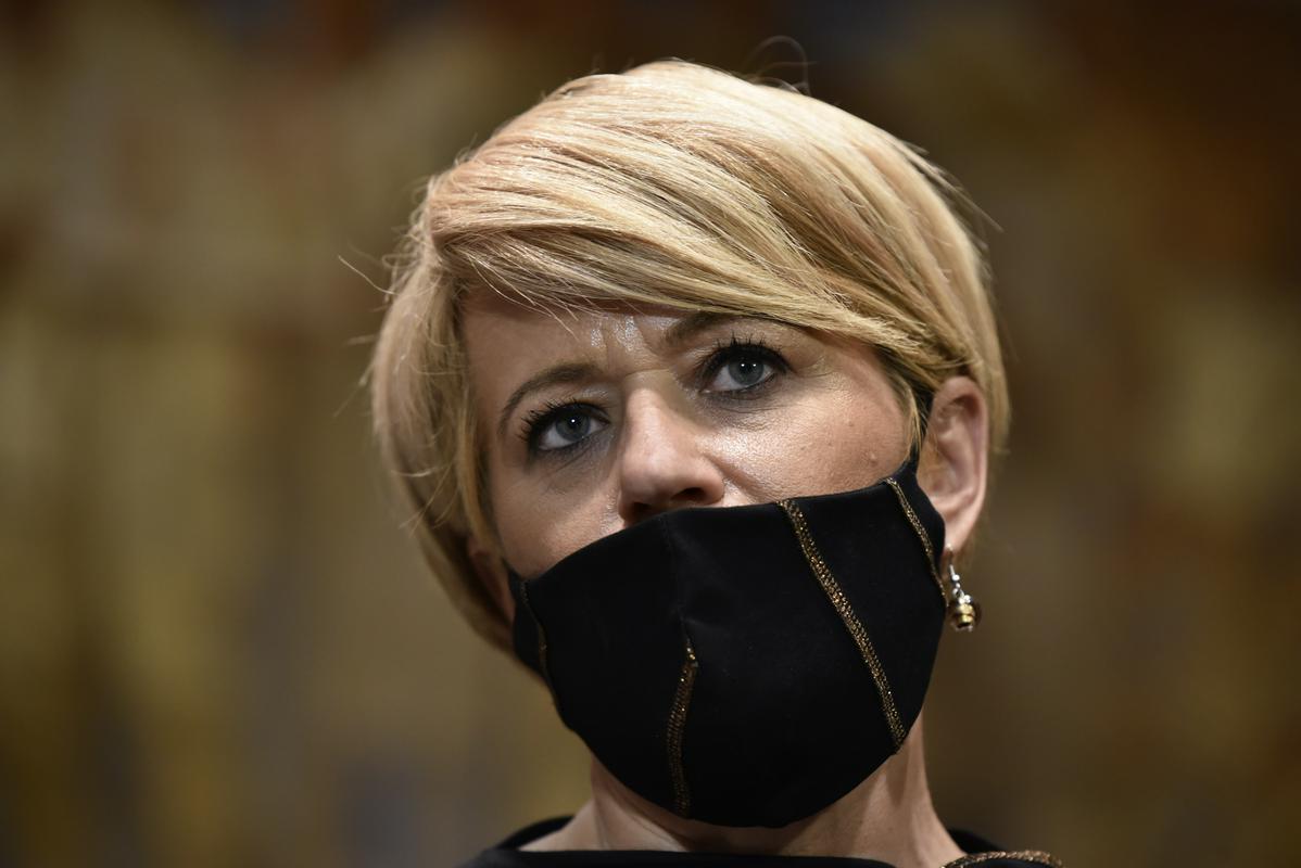 Protikorupcijska komisija je končala preiskavo proti nekdanji kmetijski ministrici Aleksandri Pivec o njenih družinskih obiskih na Obali in Krasu. Foto: BoBo Protikorupcijska komisija je končala preiskavo proti nekdanji kmetijski ministrici Aleksandri Pivec o njenih družinskih obiskih na Obali in Krasu. Foto: BoBo