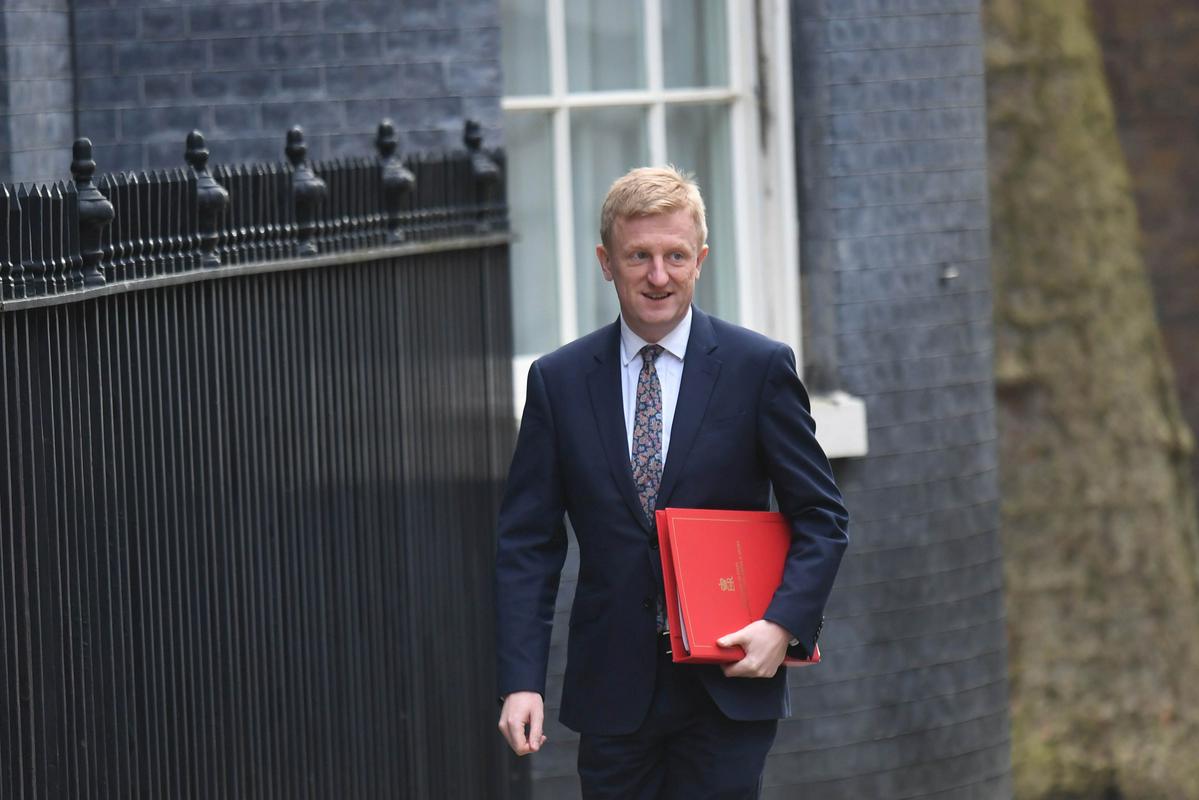 Britanski minister za kulturo, medije in šport Oliver Dowden ni navdušen nad predlogi. Foto: Reuters Britanski minister za kulturo, medije in šport Oliver Dowden ni navdušen nad predlogi. Foto: Reuters