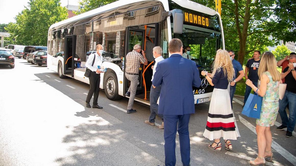 Julija letos je bil v mestni potniški promet Nove Gorice vključen električni avtobus Mercedes Benz eCitaro. Foto: MMC RTV SLO