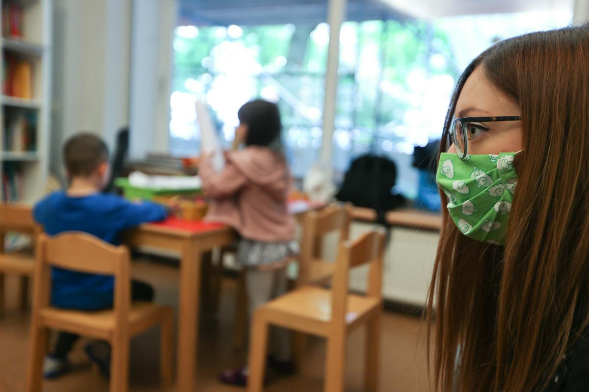 Kot poudarjajo v nekaterih vrtcih, so imeli velike težave zaradi skopih in nedorečenih informacij o tem, katere otroke sprejemati. Foto: Reuters Kot poudarjajo v nekaterih vrtcih, so imeli velike težave zaradi skopih in nedorečenih informacij o tem, katere otroke sprejemati. Foto: Reuters