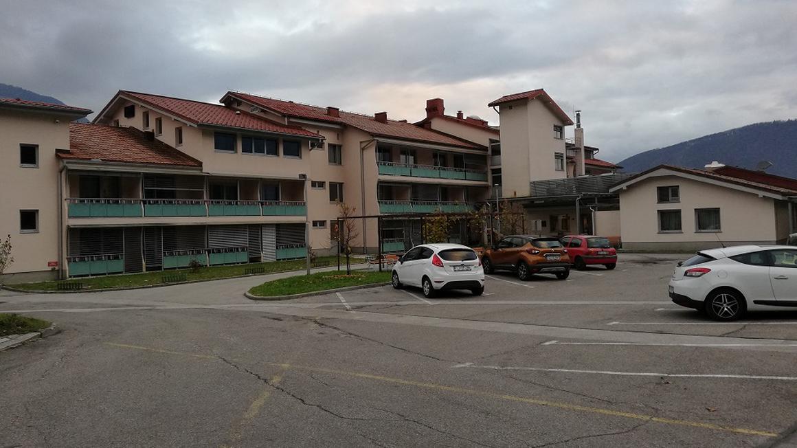 Enota doma upokojencev Podbrdo v Tolminu Foto: Radio Koper/Mariša Bizjak