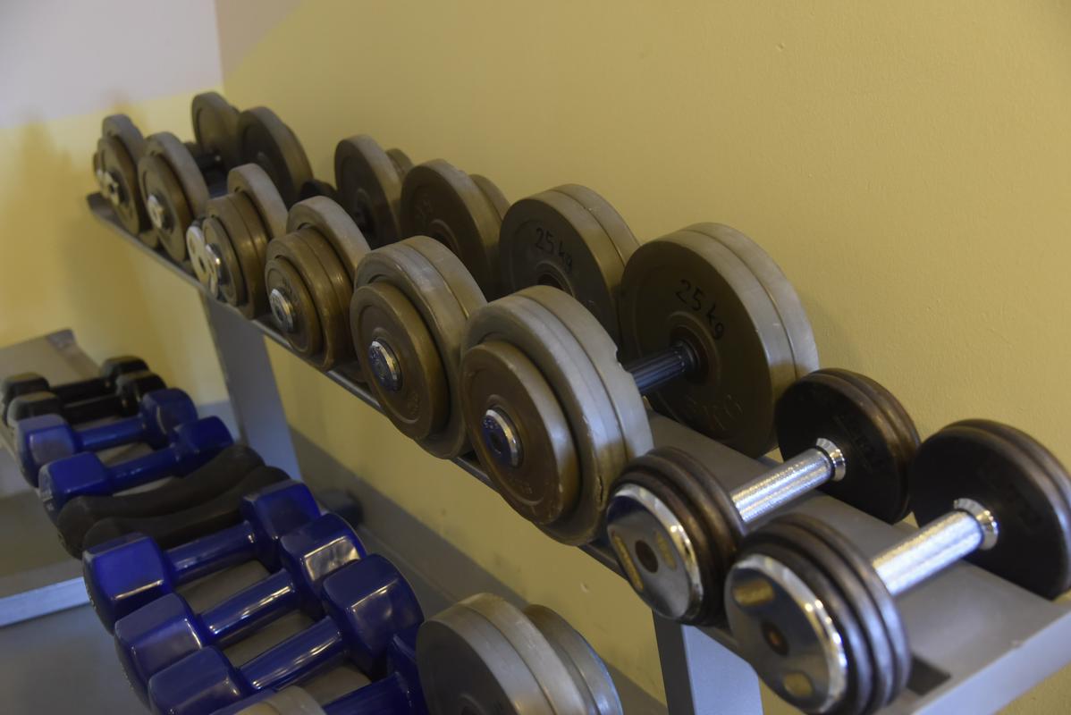 Zaposleni v sekciji za fitnes pri GZS-ju menijo, da bi morali za njih pri kritju fiksnih stroškov veljati drugačni pogoji. Foto: BoBo Zaposleni v sekciji za fitnes pri GZS-ju menijo, da bi morali za njih pri kritju fiksnih stroškov veljati drugačni pogoji. Foto: BoBo