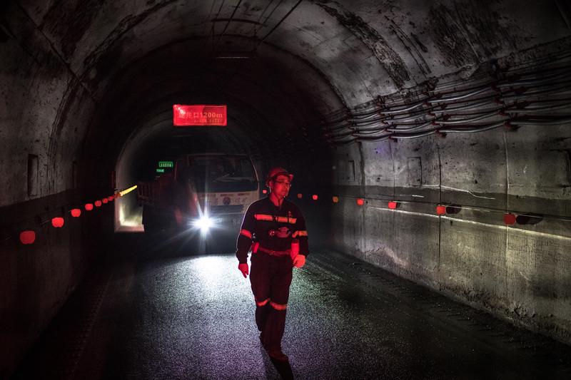 Nesreče v kitajskih rudnikih se dogajajo predvsem zaradi nespoštovanja varnostnih predpisov. Foto: EPA Nesreče v kitajskih rudnikih se dogajajo predvsem zaradi nespoštovanja varnostnih predpisov. Foto: EPA