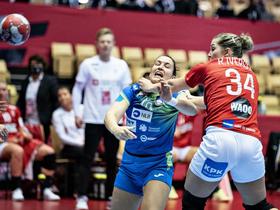 Slovenia loses to Denmark at the European Handball Championship